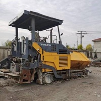 Low Maintenance Cost Used Asphalt Paver 8820 for Construction Works