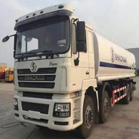SHACMAN Road Building Machine Asphalt Water Truck Sprinkler F3000 6x4 300HP 50T