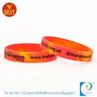 Wholesale Custom Braille Puerto Rico Reflective Writable Puma Color Mixture Fluorescent Orange Glow in The Dark Rubber Bracelet Holes Sport Silicone Wristband