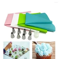 Baking Tools 10pcs Piping Nozzle Set EVA Bag Converter Cake Decoration Kitchen Supplies Cupcake Pastry Bakery Accessories