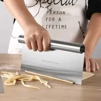 Stainless steel dough pastry scraper pizza cutter chopper with measuring scale multi-purpose cake and bread separator scale knife X2409202