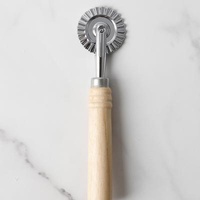 SSpanish Traditional Wooden Wheel Cutter Handle Molds Fluted Edges Pastry Pastry Knife Wheel Pastry Pastry Cutter Wheel