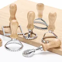 6Pcs Ravioli Pasta Cutter Wheel Set Kitchen Attachment Kit Ravioli Maker Mold Tool Ravioli Stamp Set Pastry Wheel Cookie Mold 240729