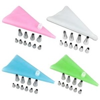 Wholesale Cream Cake Tools DIY Decorating Tip Sets Pastry Bag Plastic Cake Decorating Tools