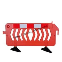 Red 2m Plastic Barrier Plastic Road Traffic Barrier for Roadway Safety Traffic Barriers Plastic Fence Guardrail