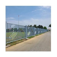 High Standard Smooth Lines Strong Impact Resistance Welded Wall Whole Piece Guardrail for Garden