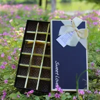 Custom Printed Macaron Gift Box Packaging Plastic Tray Pastry Gold Lid Box