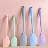 1Pcs Cream Baking Scraper Non-stick Silicone Spatula Kitchen Pastry Blenders Salad Cake Mixer Butter Batter Pies Cooking Tools