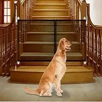 Pet guardrail, pet Isolation net, Convenient Installation of pet guardrail。It can be Transformed into Three Different Sizes：47.2 * 28.2 inches, 35.4 * 28.2 inches, 82.6 * 28.2 inches
