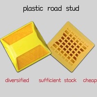 Plastic trapezoidal road stud,waterproof,for road safety warningEN1463/ASTM,Different ColormanufacturerHighway GuardrailDelineator