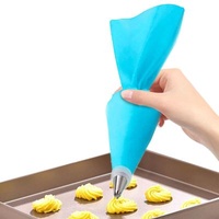 Simplicity 8Pcs/Set Silicone Pastry Bag Kitchen Tips Cake Icing Cream Cake Piping Decorating Tools Reusable Pastry Bags+24 Spout Set